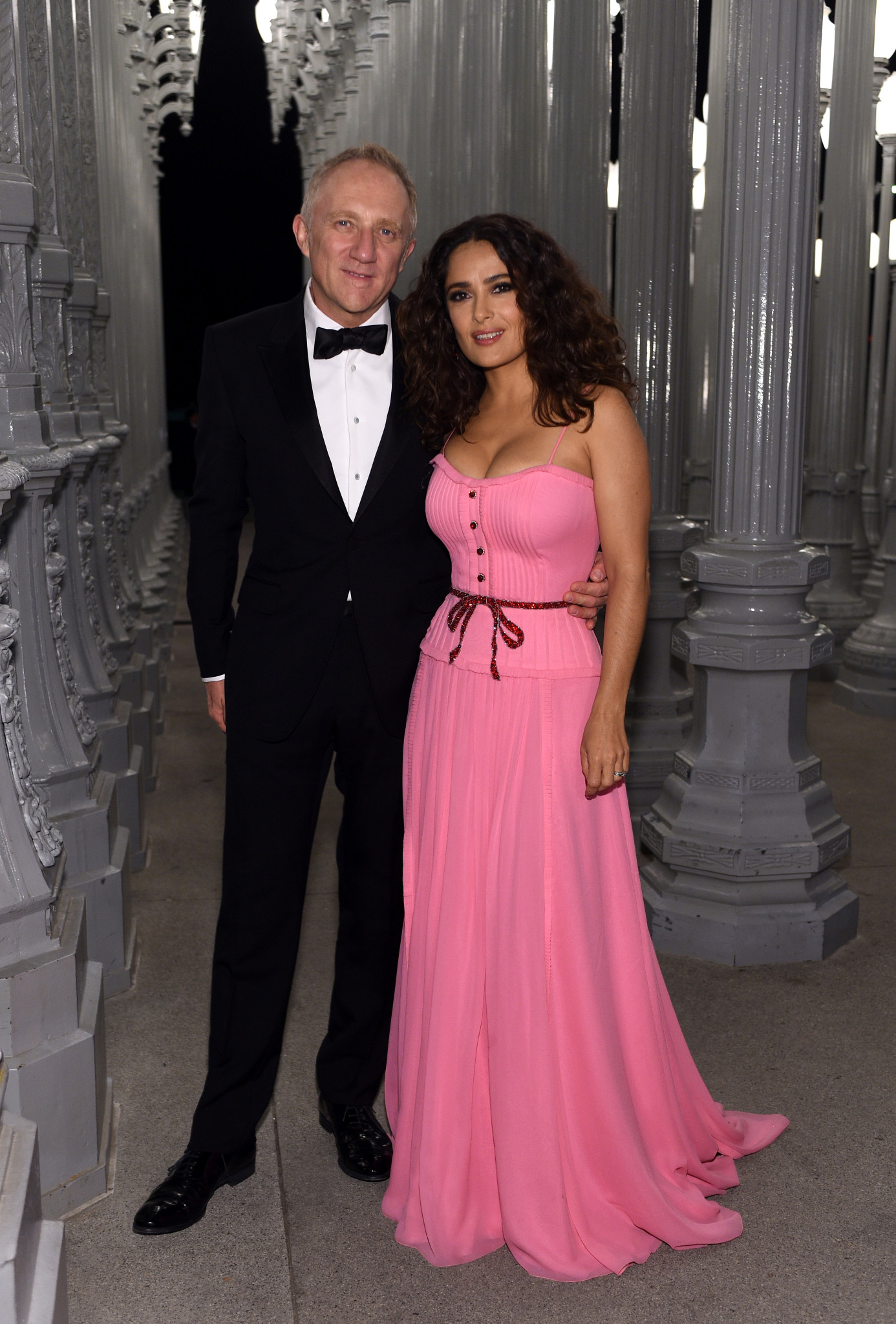 LOS ANGELES, CA - NOVEMBER 07:  Actress Salma Hayek (R) and businessman Francois-Henri Pinault attends LACMA 2015 Art+Film Gala Honoring James Turrell and Alejandro G Iñárritu, Presented by Gucci at LACMA on November 7, 2015 in Los Angeles, California.  (Photo by Stefanie Keenan/Getty Images for LACMA) 